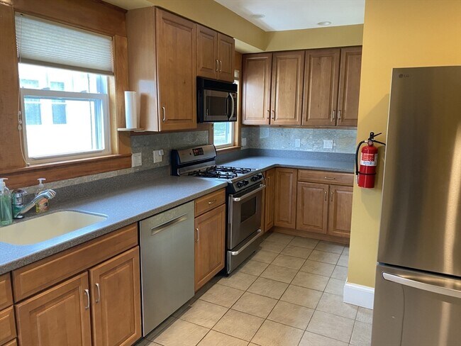 Photo - 131 Evans St Unit 131