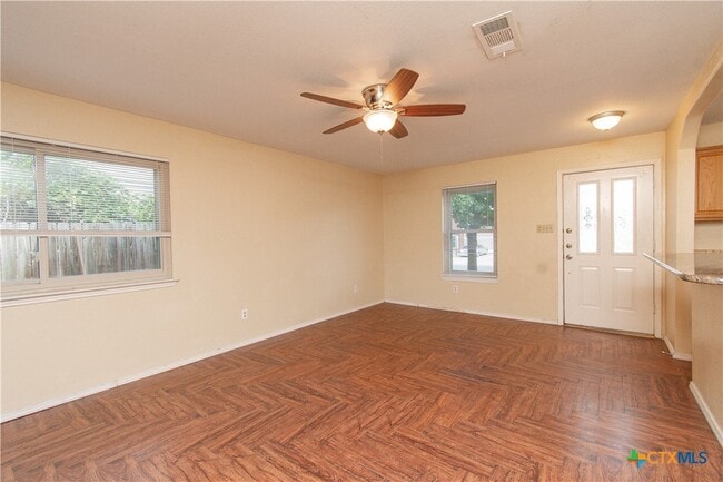 Photo - 5011 White Rock Dr