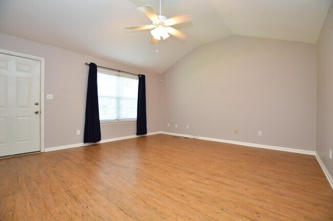 Photo - 224 Blue Pool Dr