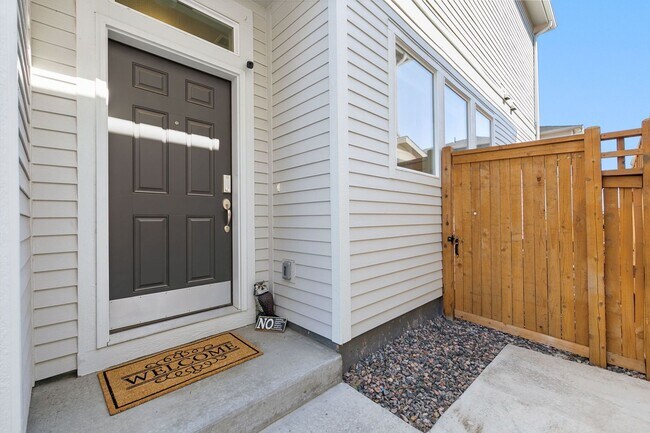 Photo - Beautiful Move-In Ready Home w/ AC, Yard, ...