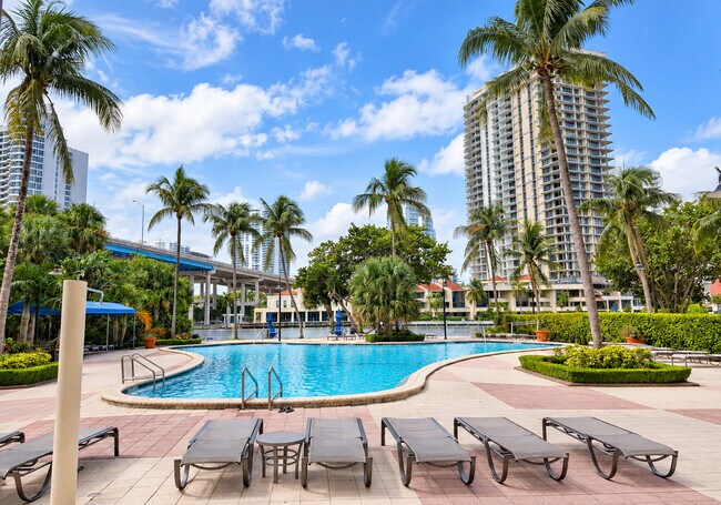 19390 Collins Ave Unit 119