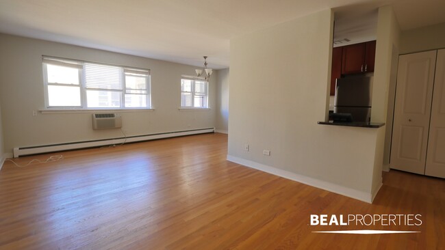 Photo - 625 W Wrightwood Ave Unidad 1 bed Rental