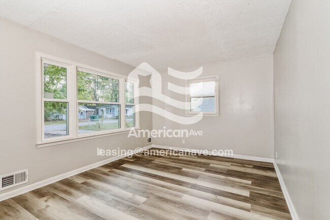 Photo - 2309 Dexter Ave