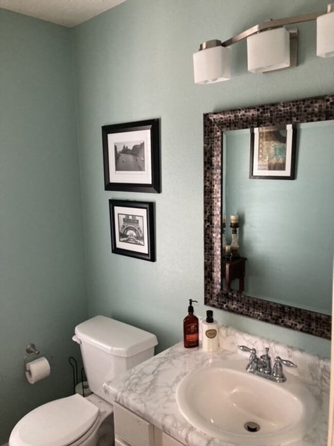 Photo - 3 Bedroom 2.5 Baths