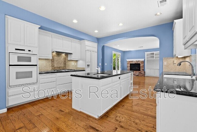Photo - 1108 Bellingham Square
