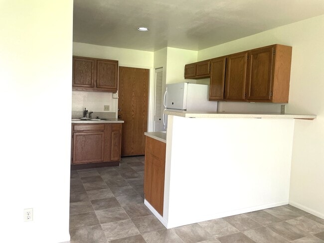 Photo - Fisher, Virginia P. Unit 1