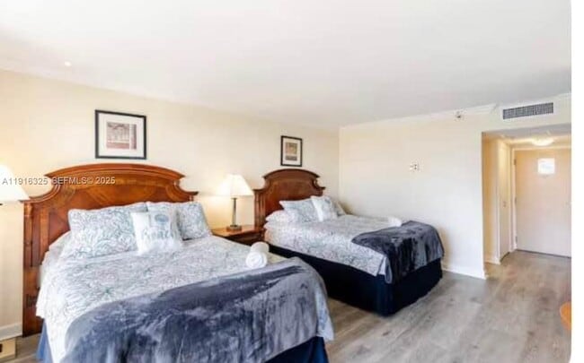 Photo - 19201 Collins Ave Unit 733