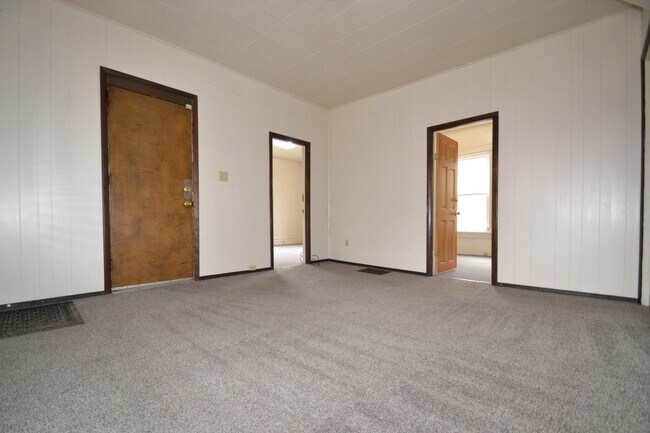 Photo - 456 Sumner St