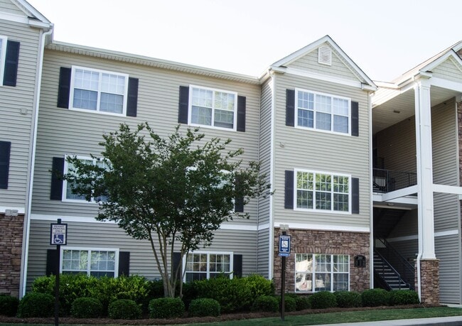 Lullwater at Saluda Pointe