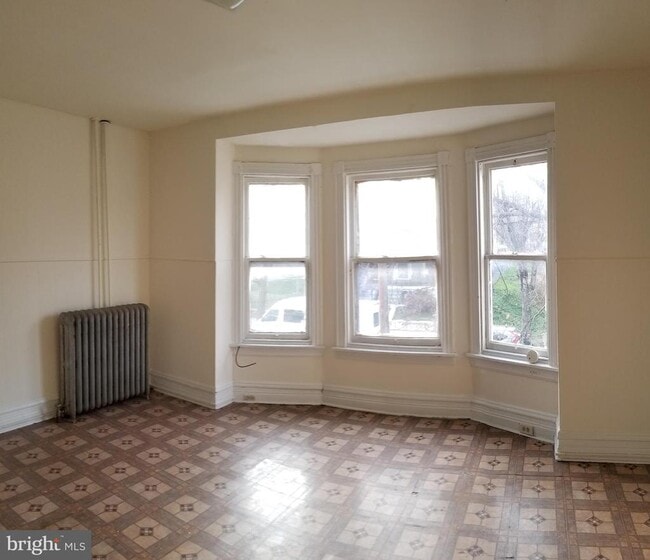 Photo - 349 N 2nd St