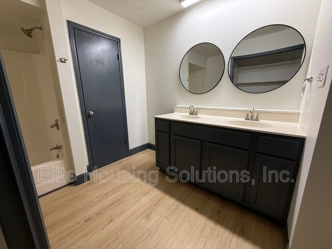 Photo - 282 Blue Sky Dr Unit Apt 1