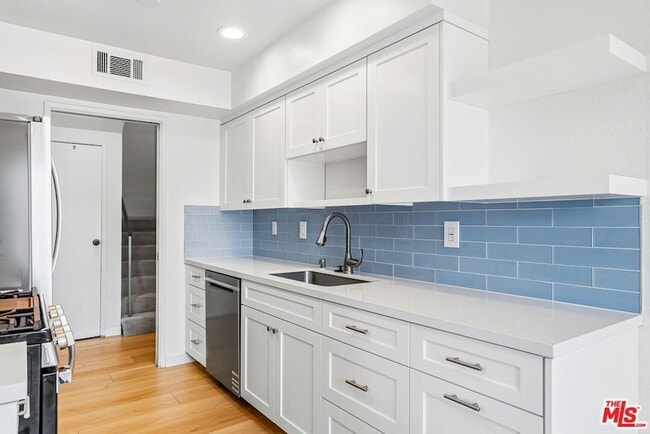 Photo - 4311 Colfax Ave Unidad 223
