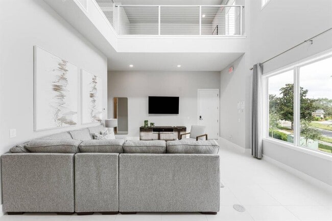 Photo - 7760 Sandy Ridge Dr