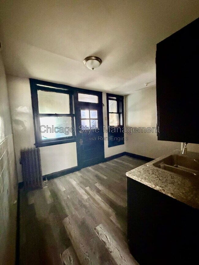 Photo - 2950 W 61st St Unit 2