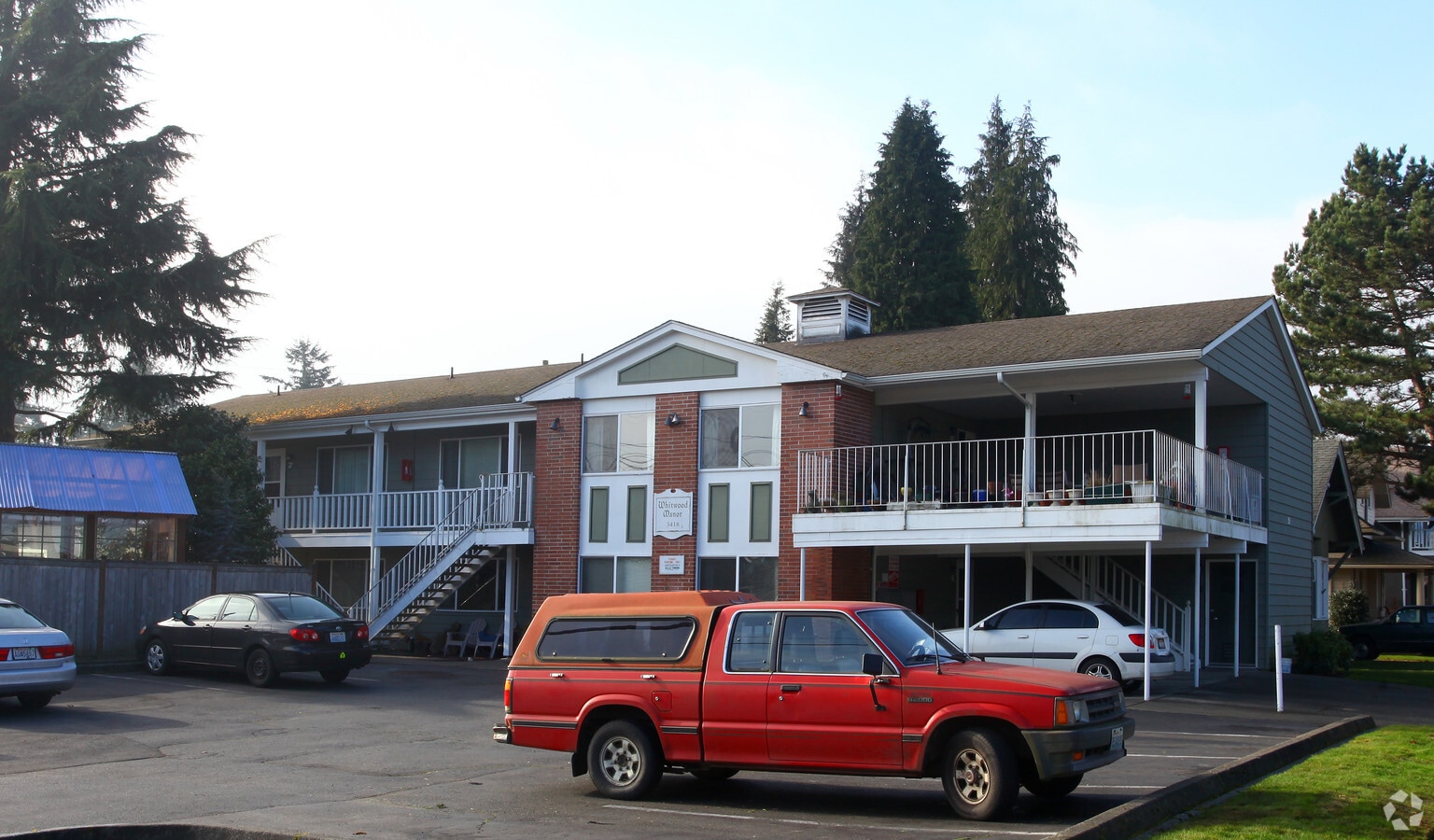 Photo - Whitwood Manor Apartments