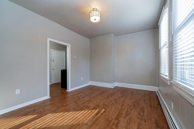 Photo - Remodeled 1 bedroom with fenced backyard
