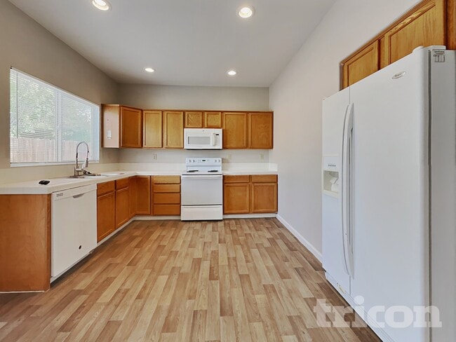 Photo - 9665 Meadowstar Dr