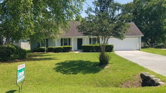 Building Photo - North Lowndes 3-Bedroom Rental Near Moody AFB