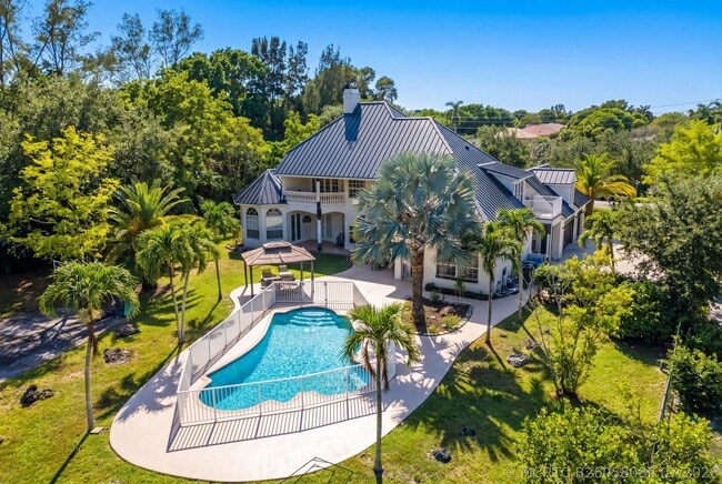 7200 NW 51st Terrace
