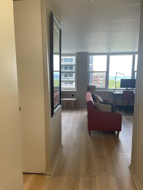 Photo - 4250 N Marine Dr Unit 1903