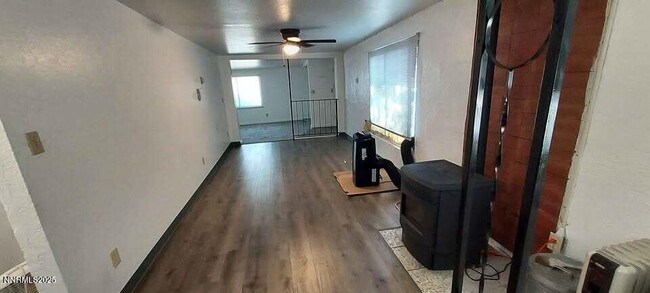 Photo - 1973 Hymer Ave