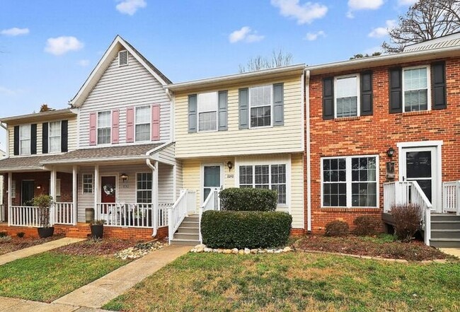 Photo - 2BD/2.5BA Townhome in Raintree!