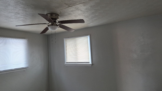 Photo - 262 E Nottingham Rd Unit 3