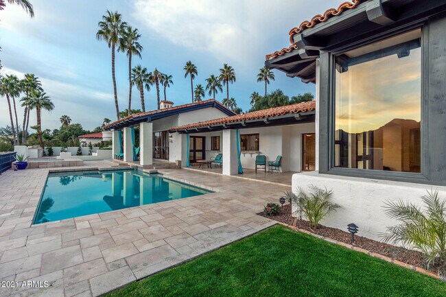 Photo - 8672 N 64th Pl