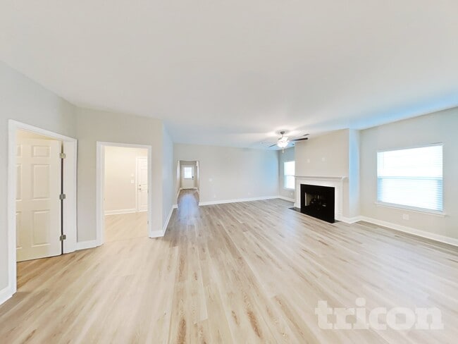 Photo - 1139 Westgate Dr