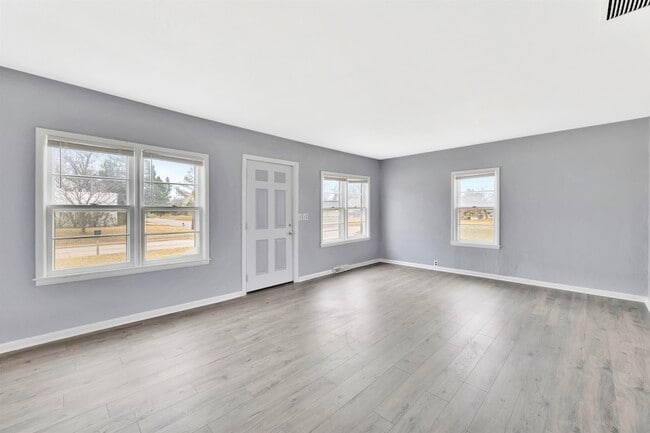 Photo - 457 S McComas St