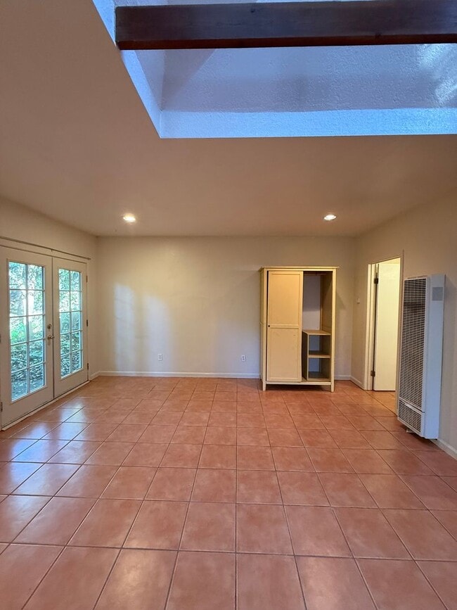 Photo - Gated Private Studio just minutes to downt...