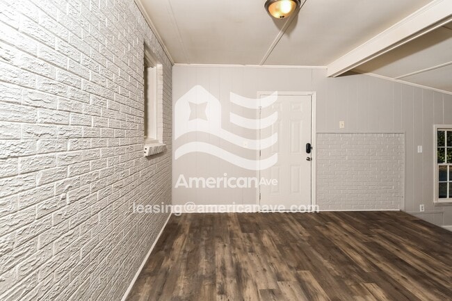 Photo - 1766 Springfield Ave