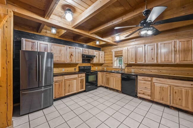 Photo - 965 Seawolf Dr