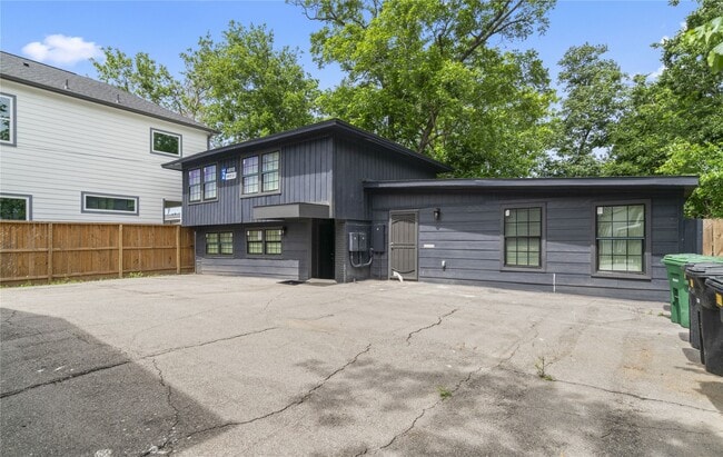 Photo - 6810 Del Rio St Unit 4