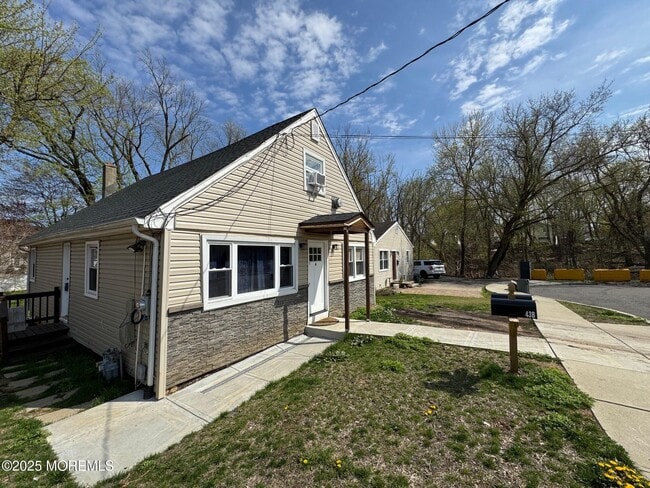 Photo - 43 Parker St