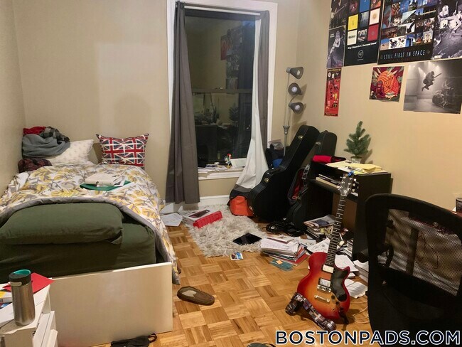 Photo - 17 Highgate St Unit 8