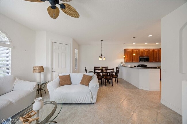 Photo - 9134 Chula Vista St Unidad 125