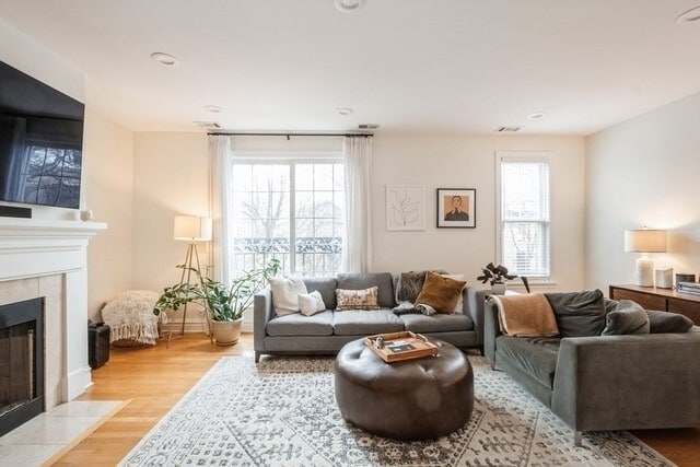 Photo - 1110 W Wolfram St