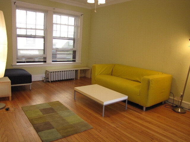 Building Photo - 3423 W Drummond Pl Unit 2B