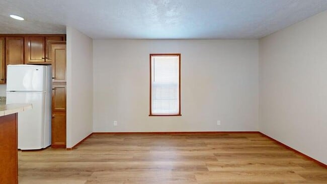 Photo - 129 American Ave