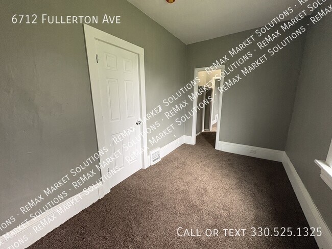 Photo - 6712 Fullerton Ave