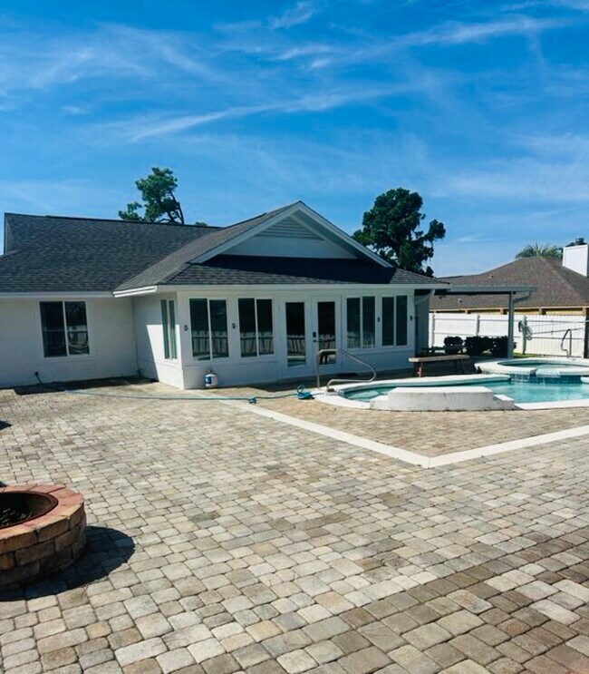 Photo - 318 Wahoo Rd