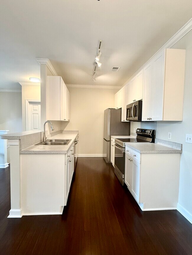 Photo - 1462 Wellbrooke Ln Unit Ellington Woods