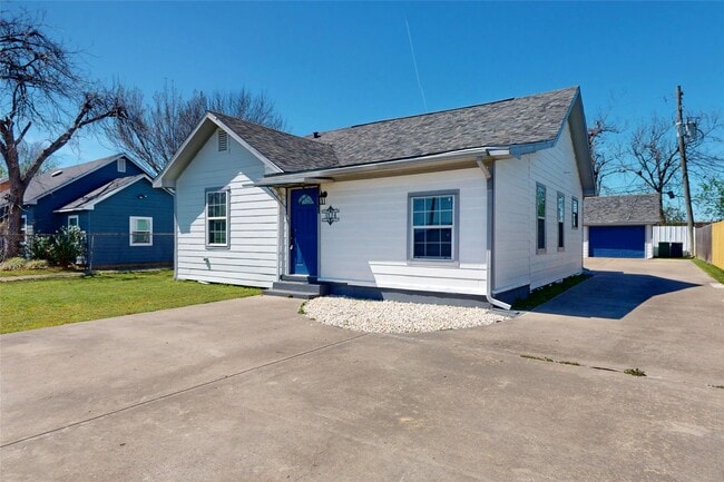 Photo - 3124 Tilfer St