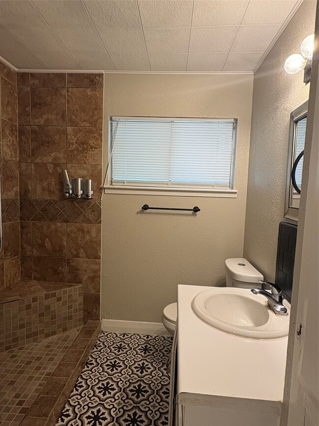 Photo - 118 Jonquil St