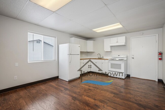 The High River Building - The High River Building Apartamento Unidad 201 Church St  A