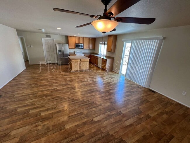 Photo - 1808 Morningview Ln