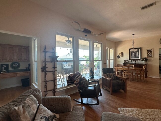 Light filled spaces for relaxation - 1165 Albatross Ct