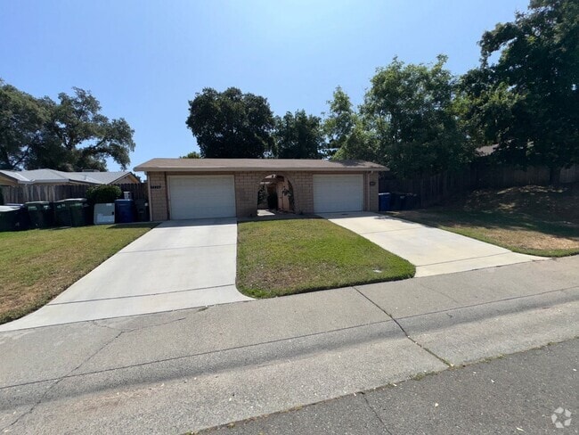 Building Photo - Bellflower Way Unit 5326 Rental