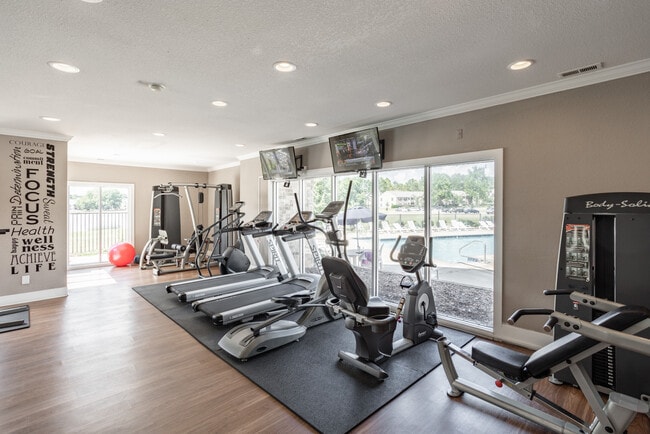 Fitness Center - Sunlake at Edgewater